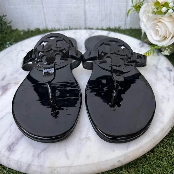 Tory Burch Miller Black soft sandal patent leather Size 8 gently used - Picture 5 of 16